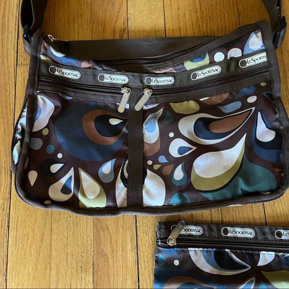 LeSportsac Bag & Makeup Pouch - Picture 2 of 9